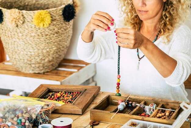 Выбор платформы для продаж: онлайн или оффлайн?