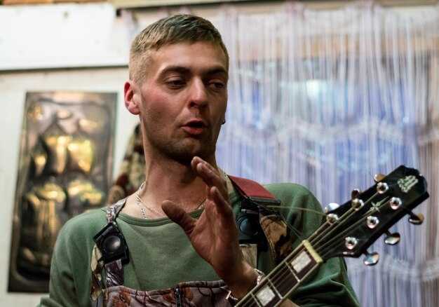Как Максим Аршавин взаимодействует с фанатами?