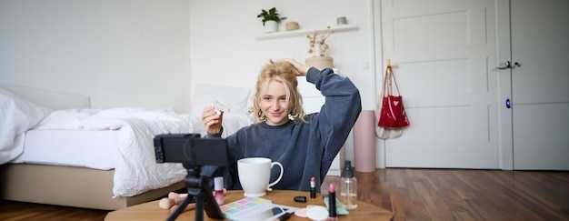 Кросс-промоции и Работа с Социальными Сетями