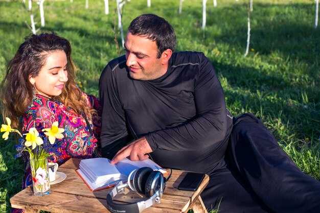 Как она поддерживает Вадима?