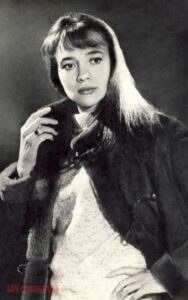 Елена Санаева биография